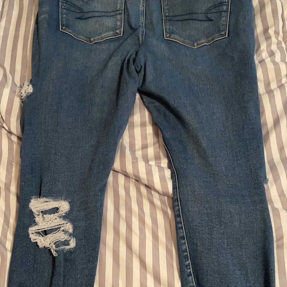 American eagle jeans , blue jeans